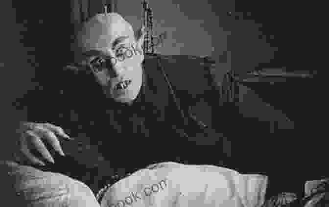 Nosferatu (1922) Dracula (Vintage Classics) Bram Stoker